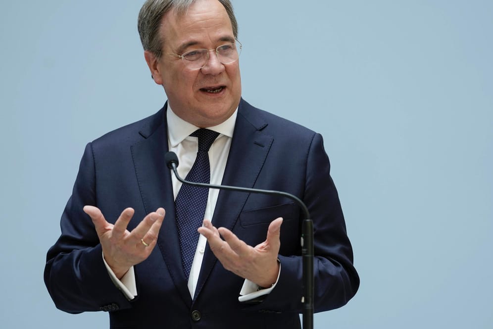 Armin Laschet: Der CDU-Chef verteidigte den Gesundheitsminister Jens Spahn.