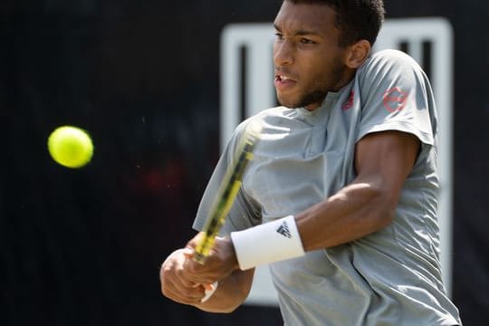 Beim ATP-Turnier in Stuttgart noch ohne Satzverlust: Felix Auger-Aliassime aus Kanada.