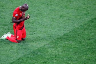 Romelu Lukaku (Belgien) feiert das 3:0 gegen Russland.