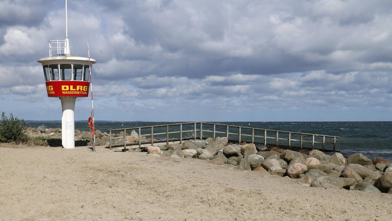 Strandpromenade in Travemünde: Ein zehnjähriges Mädchen ist in der Ostsee ertrunken.