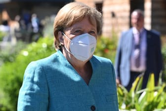 Angela Merkel beim G7-Gipfel in Cornwall: Die Industriestaaten haben sich auf das Spenden von Impfstoffdosen verständigt.
