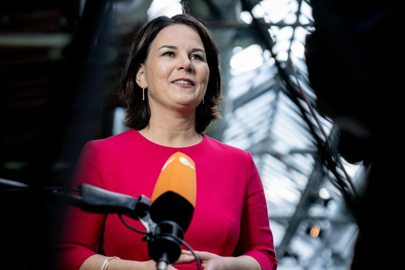 Annalena Baerbock bei einem Interview am Rande des Parteitags: Die grüne Kanzlerkandidatin hat heute ein Buch veröffentlicht.