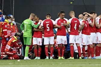Nach dem Drama um ihren Mitspieler Christian Eriksen wollen Dänemarks Spieler mit einer klaren Botschaft in das Belgien-Spiel gehen.