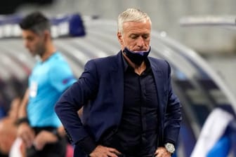Sorgt sich vor dem EM-Auftakt nicht wegen des Disputs zwischen Kylian Mbappé und Olivier Giroud: Frankreich-Coach Didier Deschamps.