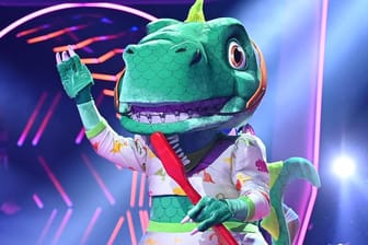 "The Masked Singer": Der Dinosaurier hat die vierte Staffel für sich entschieden – im Herbst geht die Show in eine neue Runde.