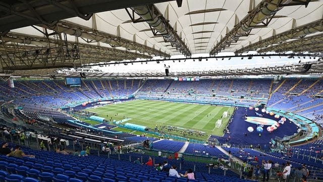 Die Italiener würden gern zum EM-Viertelfinale viel mehr Zuschauer in das Olympiastadion lassen, als beim Eröffnungsspiel.