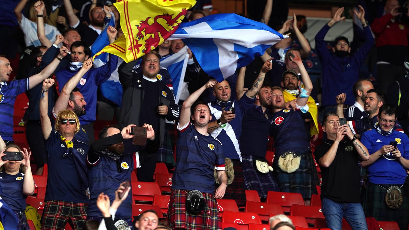 Die schottischen Fans sorgten dim Hampden Park für Gänsehaut-Atmosphäre.