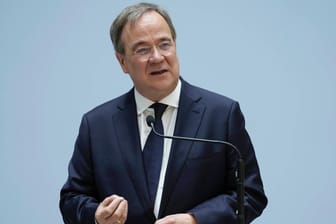 Armin Laschet: Der CDU-Chef will das Wahlprogramm der Union am Montag gemeinsam mit dem CSU-Vorsitzenden Markus Söder öffentlich vorstellen.