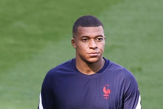 Wehrt sich gegen Ego-Vorwürfe: Frankreich-Star Kylian Mbappe.