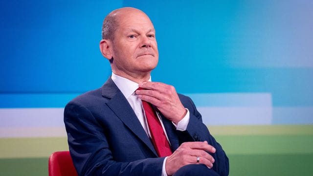 Olaf Scholz (SPD), SPD-Kanzlerkandidat und Bundesminister der Finanzen, beantwortet Fragen im "Farbe bekennen"-Studio.