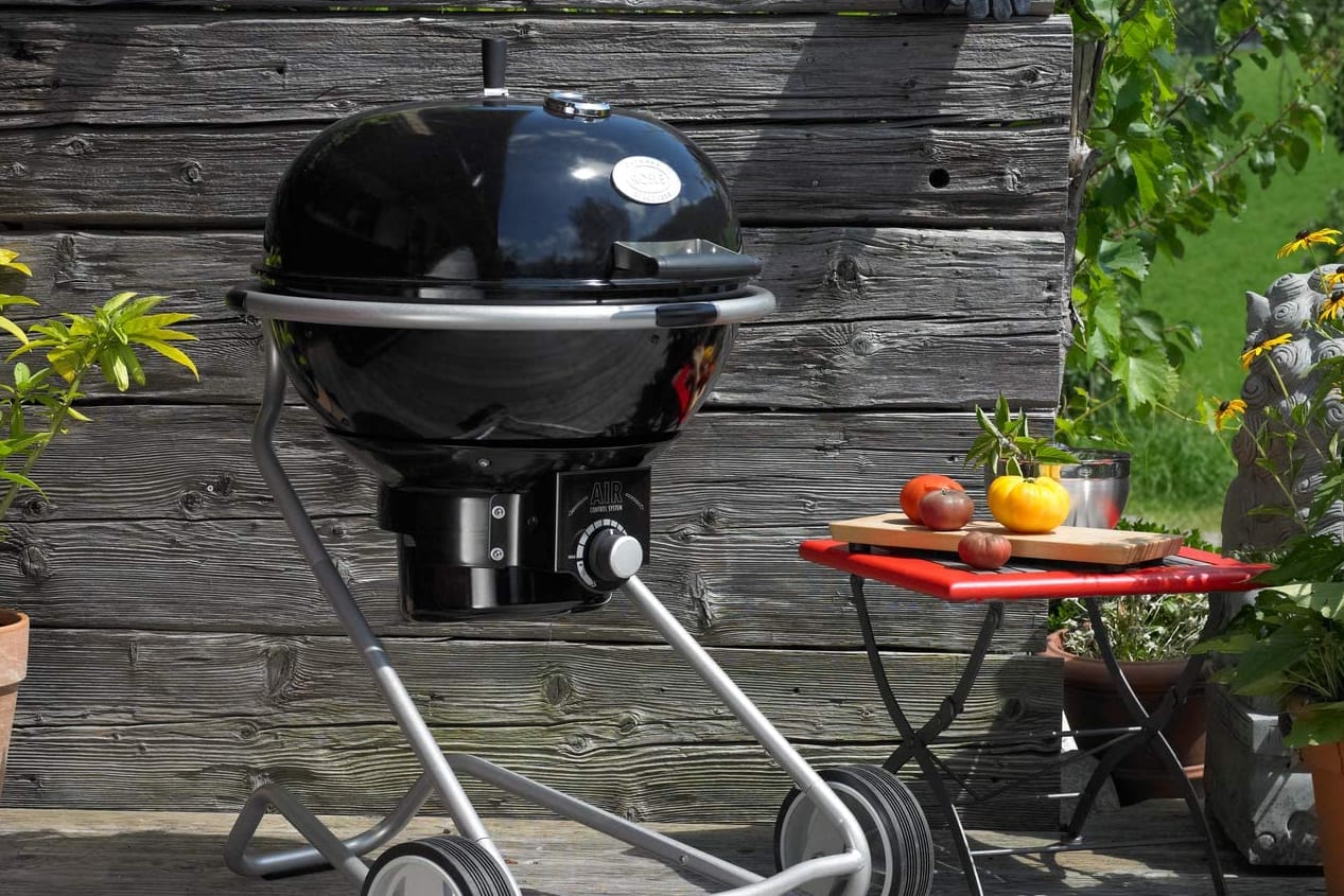 Für das EM-Grillen: Der Holzkohlegrill von Rösle ist heute fast 100 Euro günstiger.