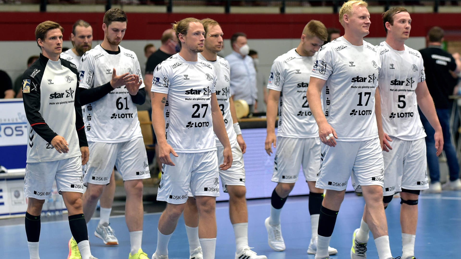 Die Mannschaft des THW Kiel (Archivbild): Die Spieler freuen sich auf Spiele vor Zuschauern. Die Mannschaft des THW Kiel (Archivbild): Die Spieler freuen sich auf Spiele vor Zuschauern.