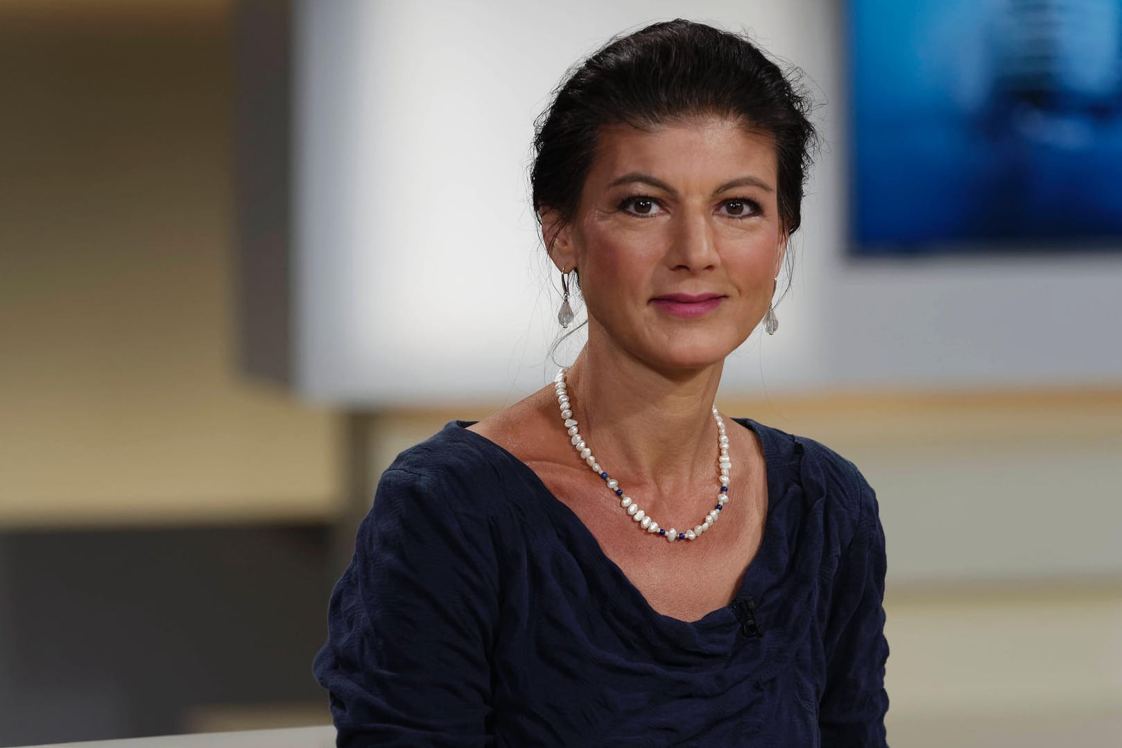 Sahra Wagenknecht: Die Politikerin wird von eigenen Parteimitgliedern kritisiert.