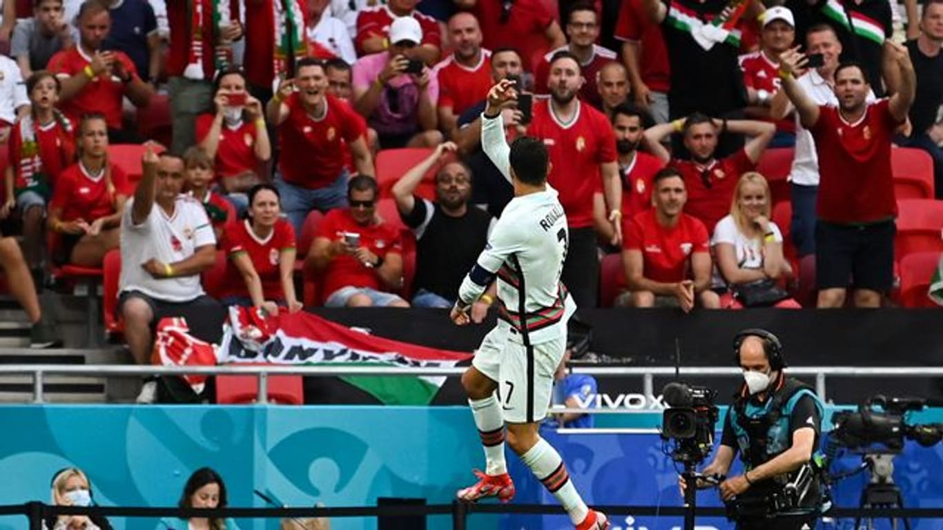 Cristiano Ronaldo schnürte bei Portugals Auftaktsieg einen Doppelpack.