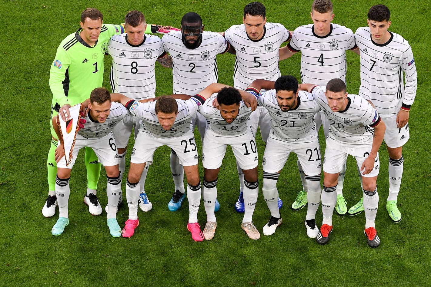 Das deutsche Team vor dem Anpfiff gegen Frankreich: Nur ein DFB-Akteur erreichte Normalform.