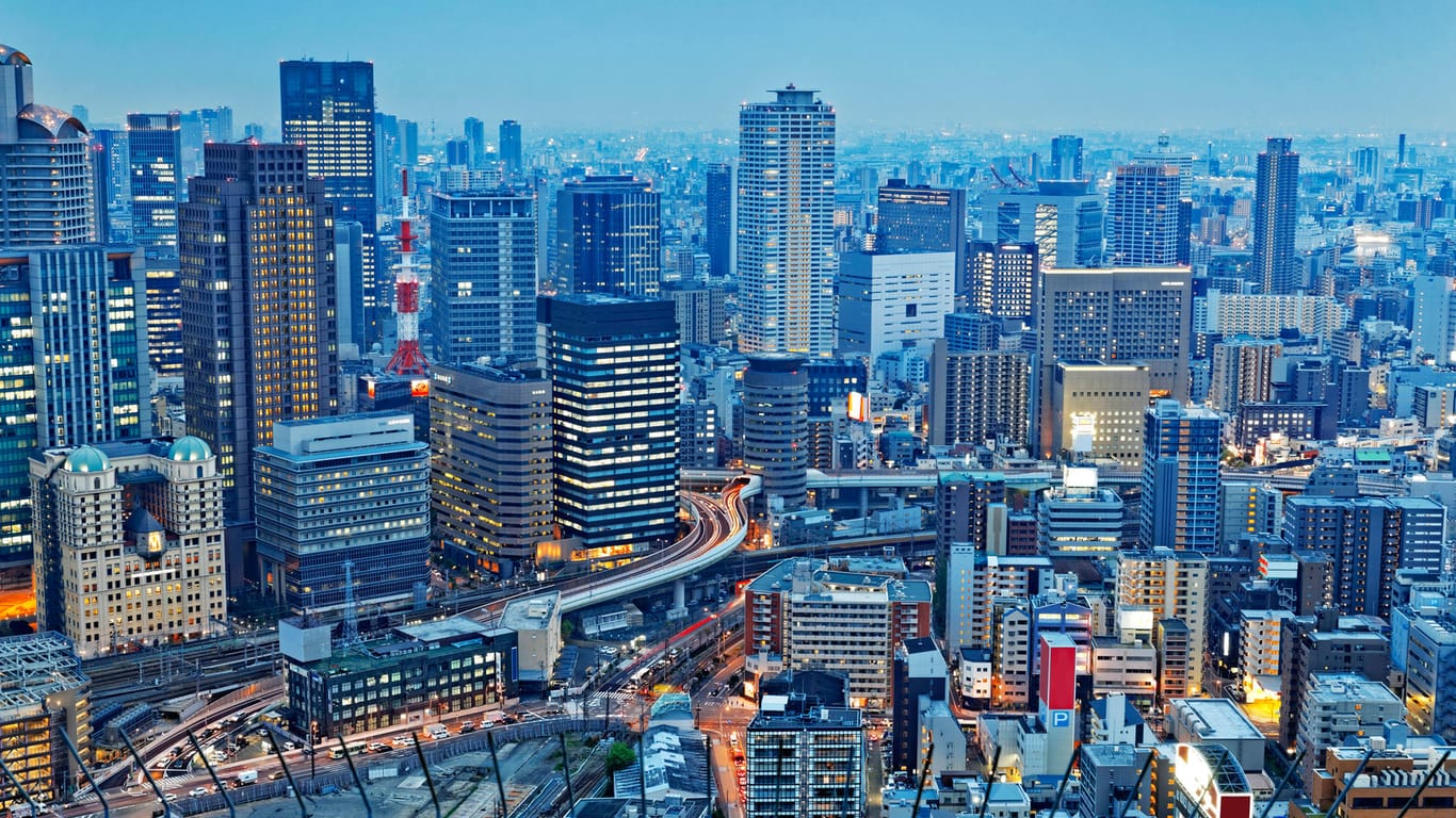 Osaka (Symbolbild): Die japanische Hafenstadt ist ein wichtiger Handelsplatz für die japanische Wirtschaft.