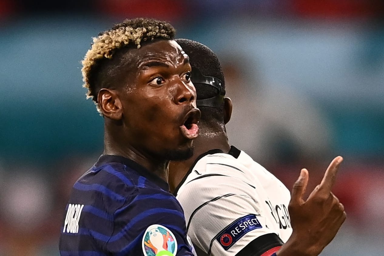 Paul Pogba: Der französische Nationalspieler mag Bier anscheinend genauso wenig wie von Antonio Rüdiger gebissen zu werden.