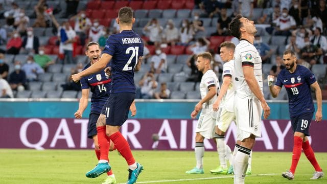 Trotz der Niederlage gegen Frankreich hat die DFB-Elf mehrere Optionen auf den Einzug ins EM-Achtelfinale.