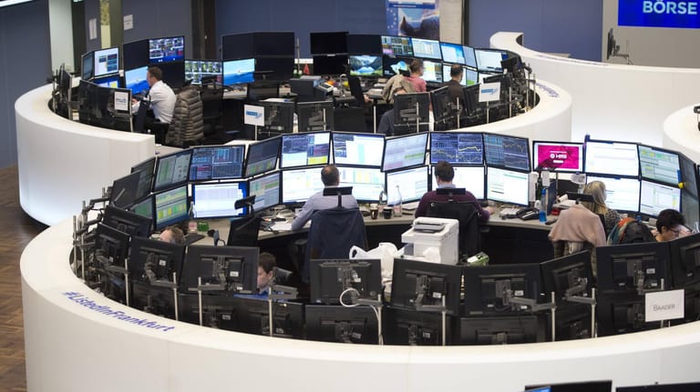 Der Handelssaal der Deutschen Börse in Frankfurt (Symbolbild): Zu Wochenbeginn erreichte der Dax ein Rekordhoch von 15.803 Zählern.