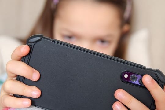 Viele Spiele auf dem Smartphone locken mit In-Game-Käufen, manchmal reichen ein paar Klicks.