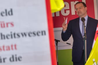 Gesundheitsminister Jens Spahn (CDU) bei einer Kundgebung der Gewerkschaft ver.di in München: "Alle suchen Personal".
