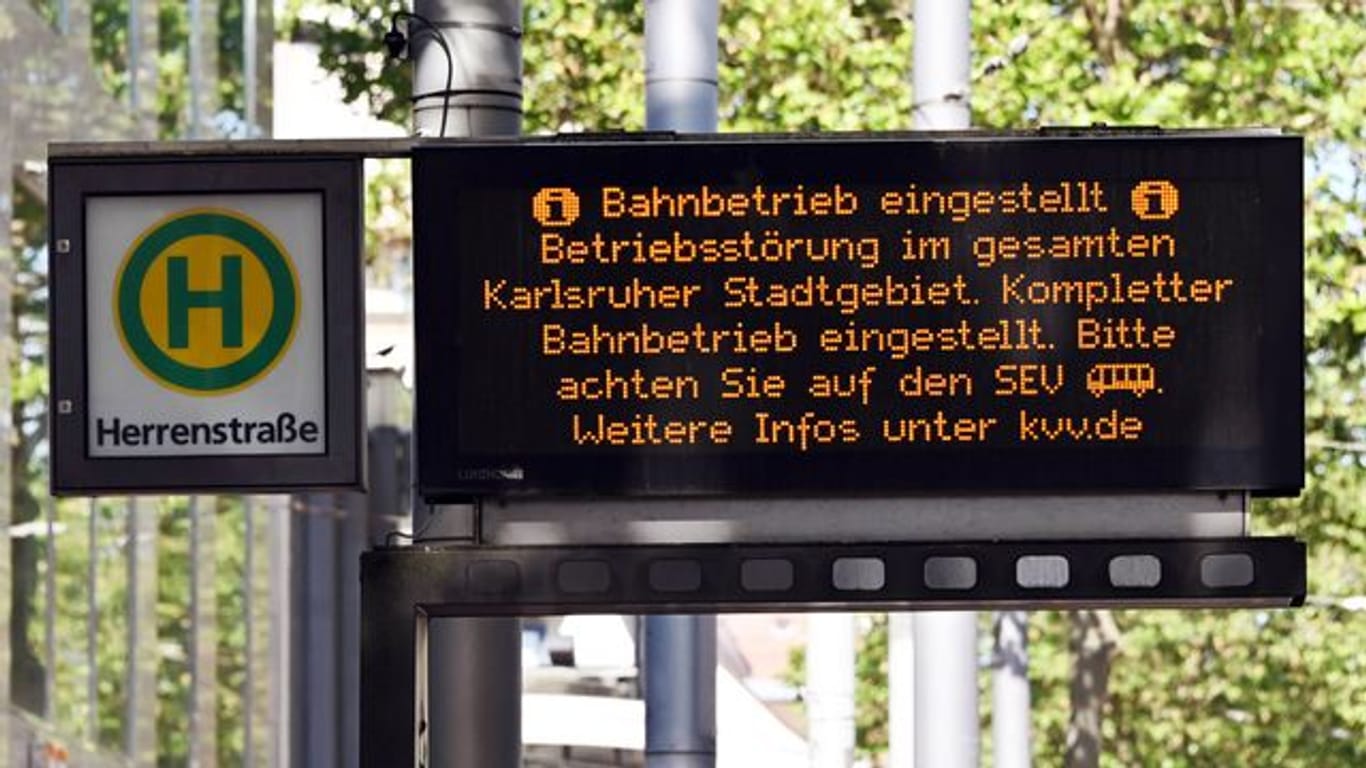 Straßenbahnhaltestelle in Karlsruhe