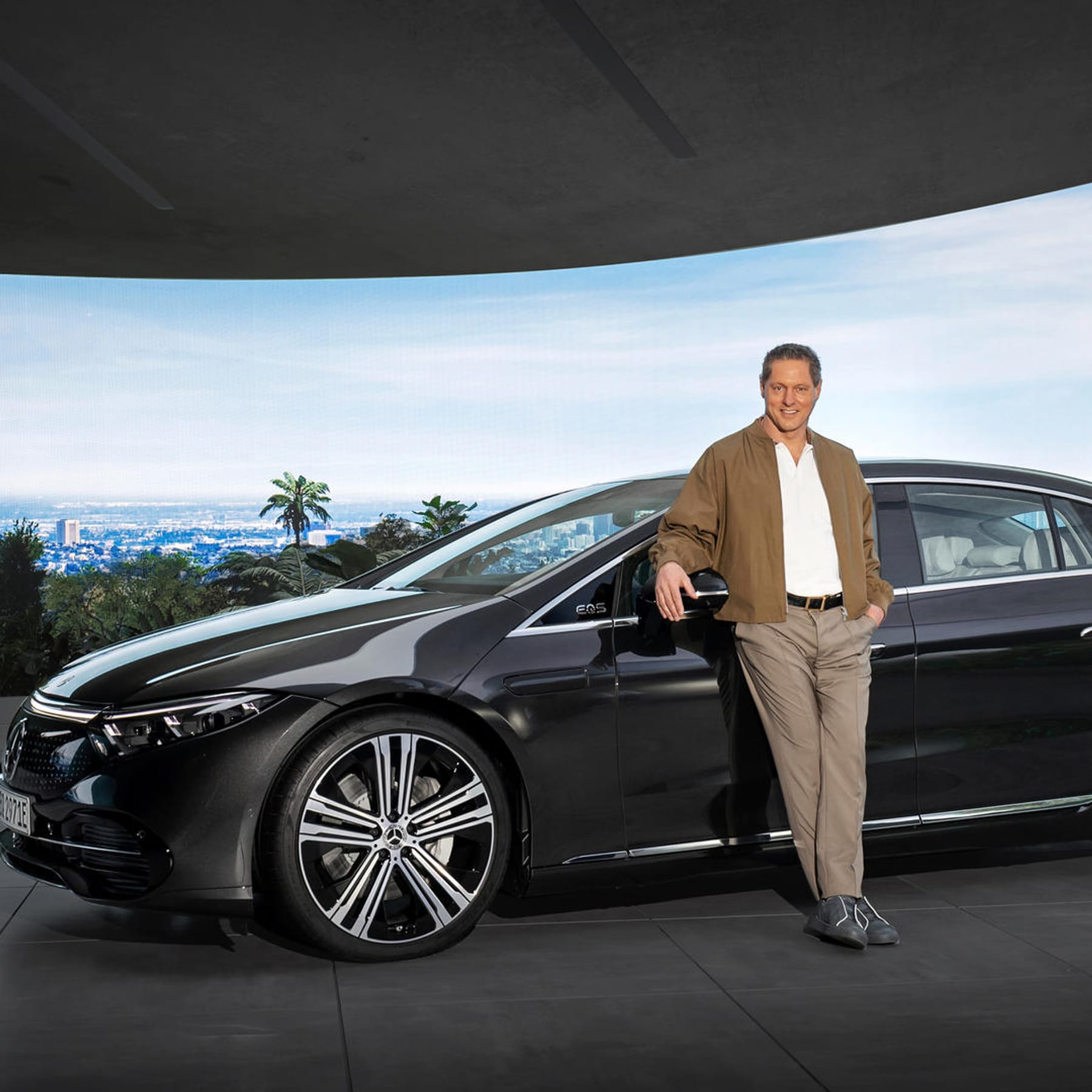 Autodesign im Wandel: Mercedes präsentiert neuen E-Klasse-Kombi - Wirtschaft