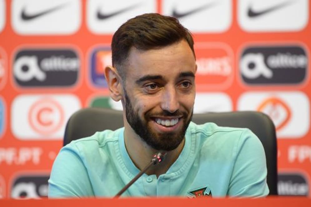 Nimmt die körperliche Herausforderung mit Humor: Portugals Bruno Fernandes.