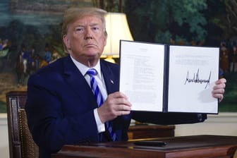 Donald Trump verkündete im Jahr 2018 den Ausstieg der USA aus dem Atomabkommen mit dem Iran.