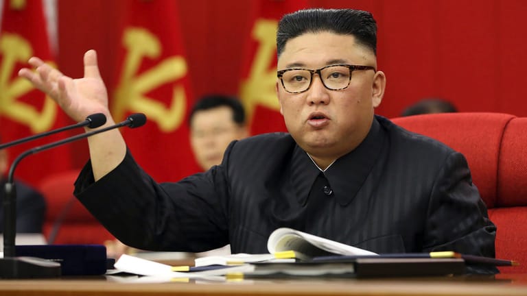 Nordkoreas Führer Kim Jong Un: Es bestehe auch die Notwendigkeit, ein "positives Klima nach außen" für die eigenen Initiativen zu schaffen.