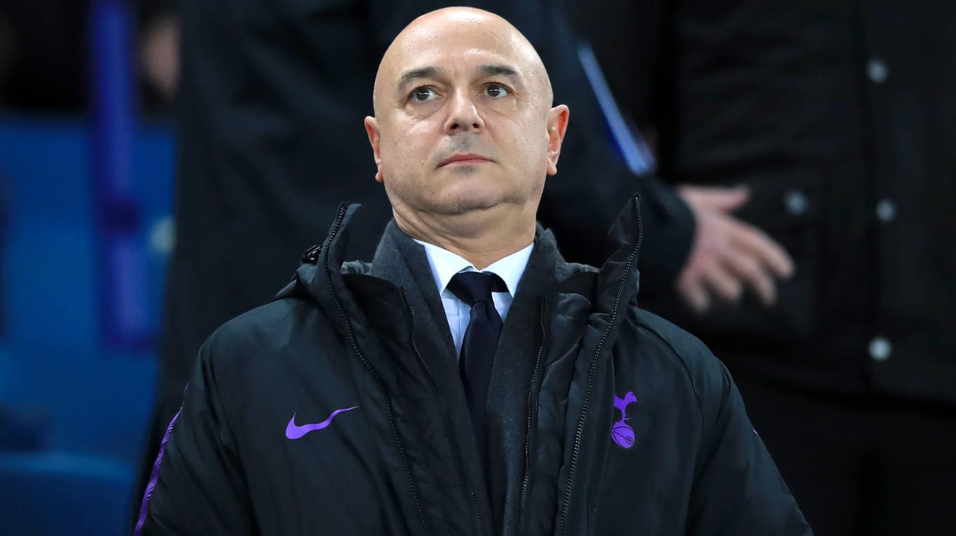 Daniel Levy: Der Klub-Boss der Spurs hat ein paar komplizierte Tage hinter sich. Daniel Levy: Der Klub-Boss der Spurs hat ein paar komplizierte Tage hinter sich.