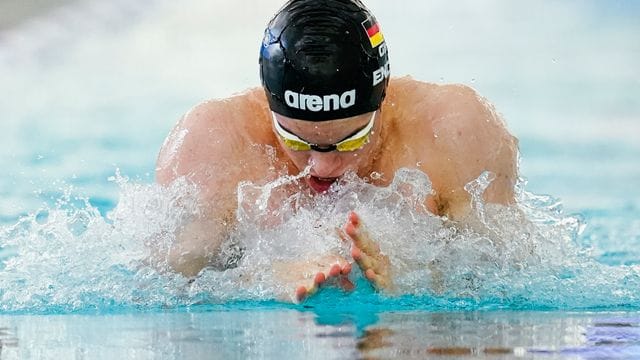 Engel schwimmt Weltrekord Engel schwimmt Weltrekord