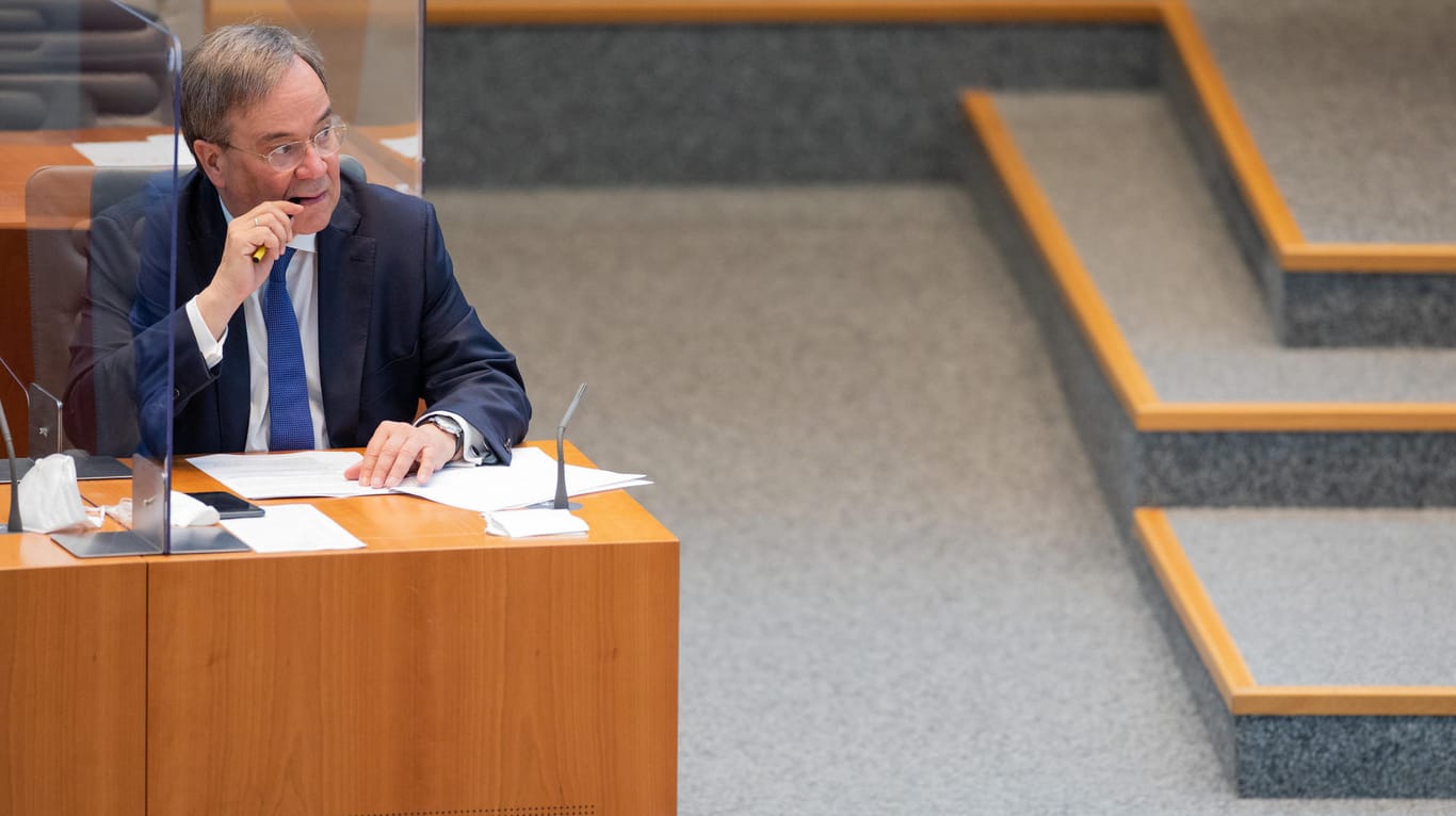 Armin Laschet im Düsseldorfer Landtag: Im September will der CDU-Chef Nachfolger von Bundeskanzlerin Merkel werden.