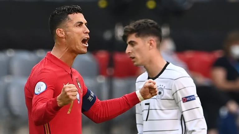 Portugals Cristiano Ronaldo bejubelt sein Tor zum zwischenzeitlichen 1:0 gegen Deutschland.