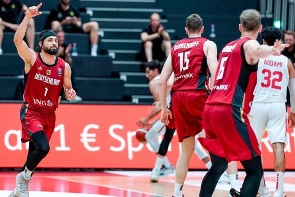 Die deutschen Basketballer besiegten Tunesien klar mit 102:75.