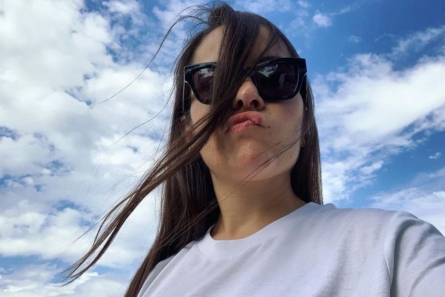 Aline Abboud: Die Journalistin moderiert nun die "Tagesthemen".