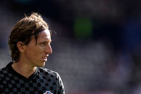 Luka Modric droht mit Vize-Weltmeister Kroatien das frühe EM-Aus.