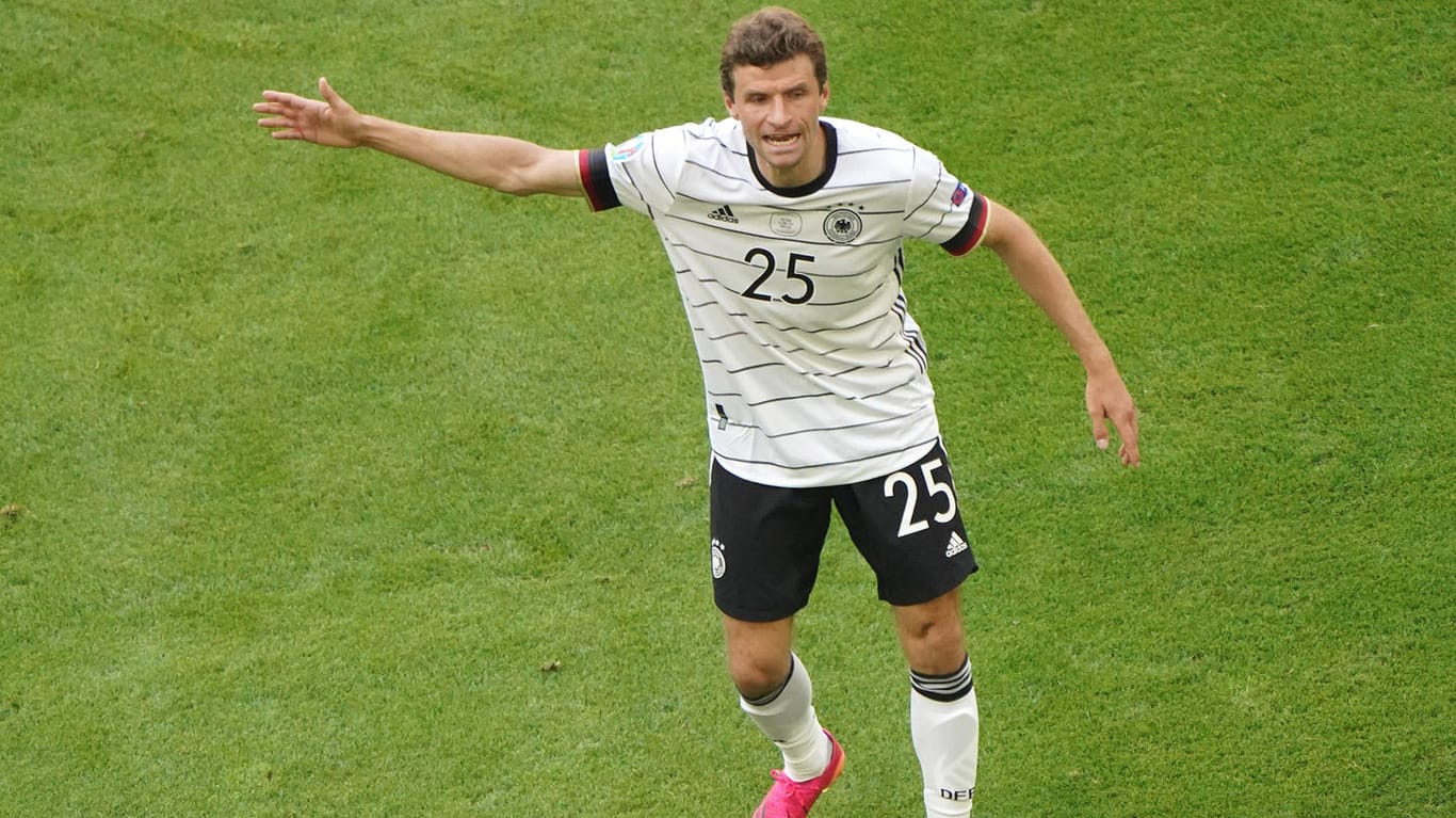 Thomas Müller dirigiert auf dem Platz wie kein Zweiter im DFB-Team.