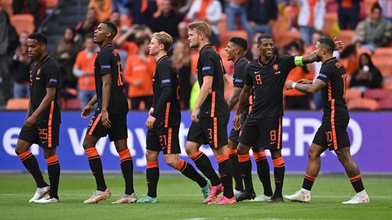 Souveräner Gruppensieger: Mit drei Siegen zieht die Niederlande ins EM-Achtelfinale ein.