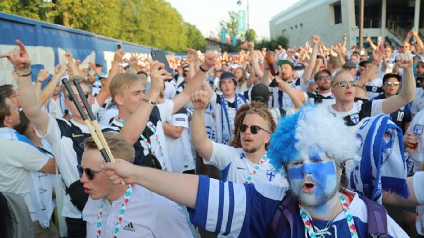 Die finnischen Fans feierten ihr Team.
