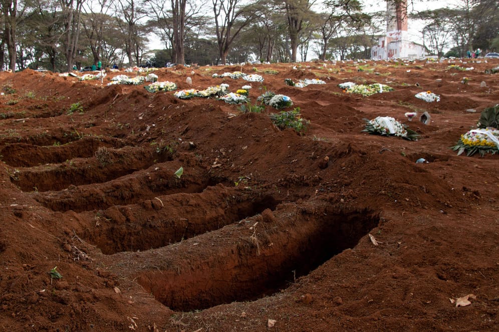 Friedhof in Brasilien: Das südamerikanische Land hat bereits mehr als 500.000 Corona-Tote zu beklagen.