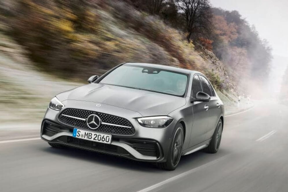 Mercedes: Der Hersteller bringt seine neue C-Klasse zeitgleich als Stufenheck und als T-Modell (Kombi) heraus.