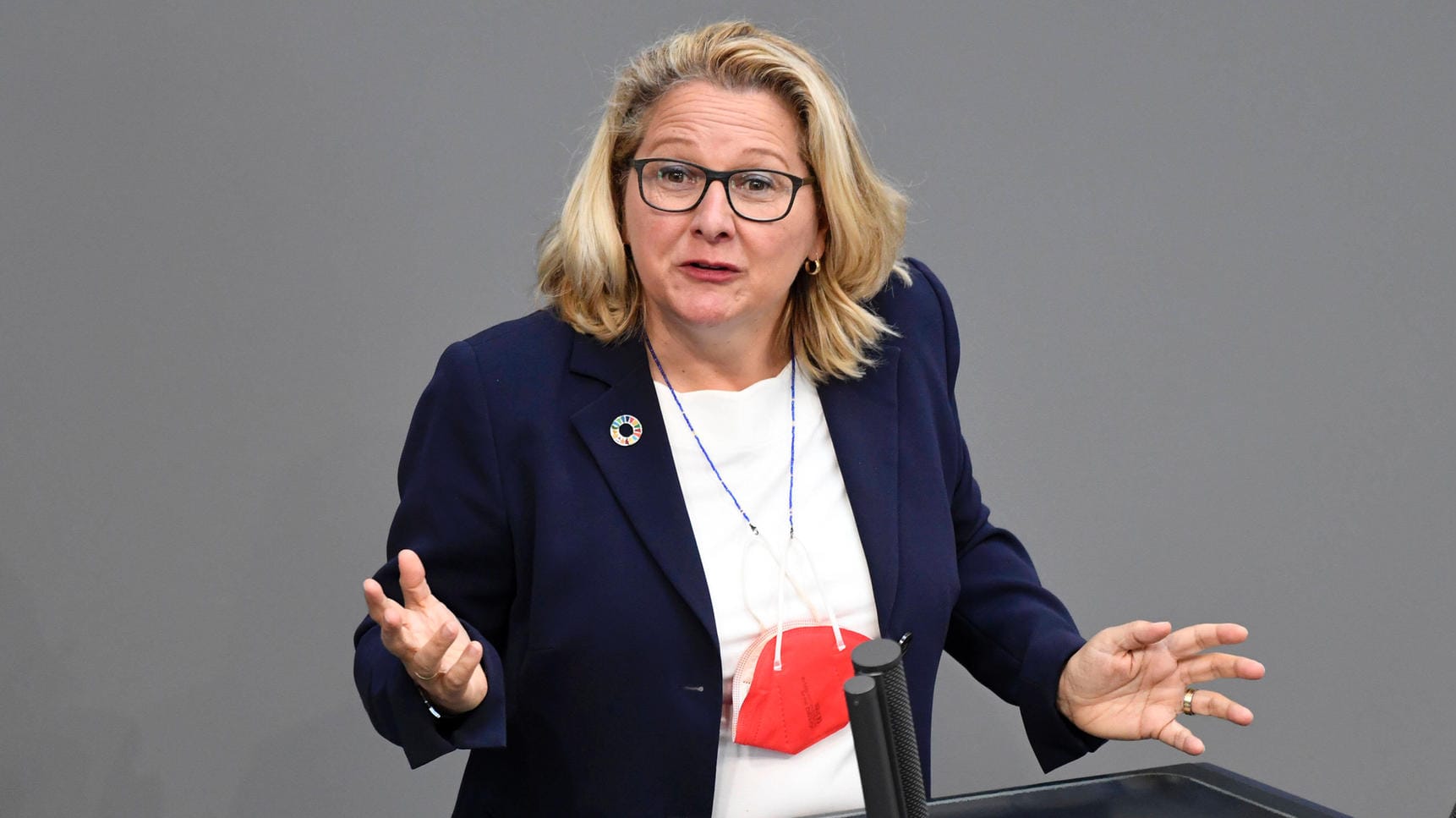 Bundesumweltministerin Svenja Schulze: Beim Thema Ölheizung sei die Union "streng in der Hand der Lobbyisten". Bundesumweltministerin Svenja Schulze: Beim Thema Ölheizung sei die Union "streng in der Hand der Lobbyisten".