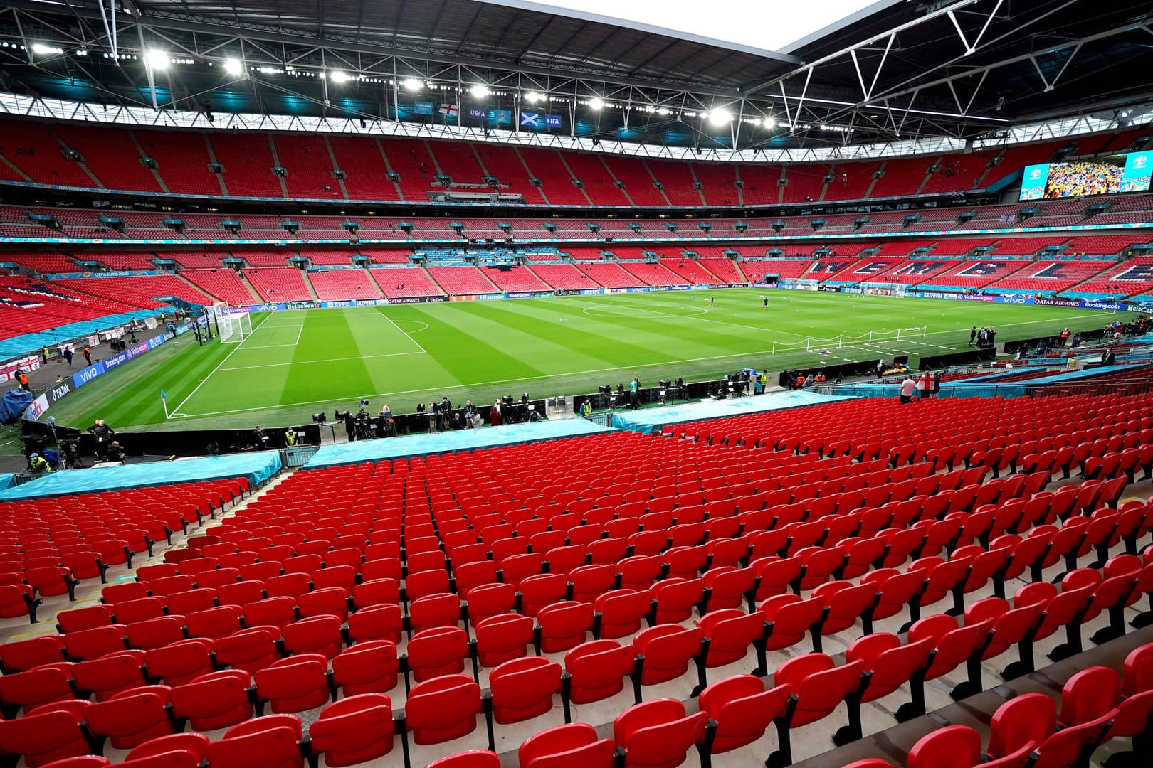 Bei den Halbfinals und beim Endspiel der EM werden die Ränge in Wembley so voll sein wie seit 15 Monaten nicht mehr.