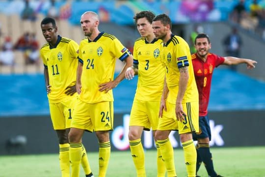 Die schwedischen Nationalspieler Alexander Isak (l-r), Marcus Danielson, Victor Lindelöf und Marcus Berg.