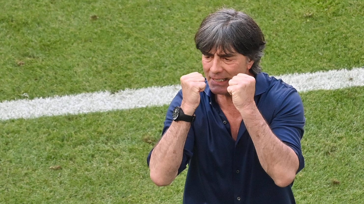 Joachim Löw: Der Bundestrainer will mit seiner Mannschaft unbedingt das Achtelfinale der EM erreichen.