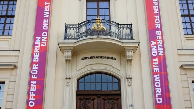 Blick auf den Eingangsbereich zum Jüdischen Museum Blick auf den Eingangsbereich zum Jüdischen Museum