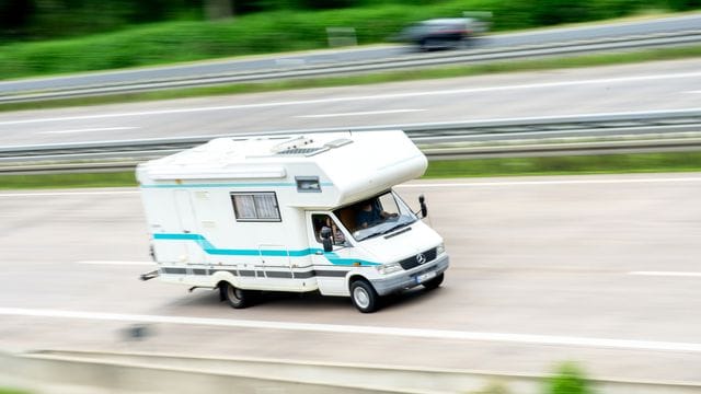 Wohnmobil: Unterführungen, Brücken, Tunnel oder Fähren können für Camper zu einem echten Problem werden.