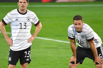 Jonas Hofmann (l.) und Christian Günter: die beiden Bundesligaspieler stehen gegen Ungarn nicht im DFB-Kader.