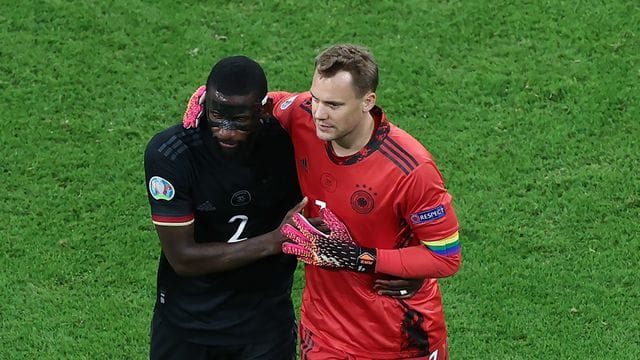 Freuen sich auf Wembley: Antonio Rüdiger und DFB-Kapitän Manuel Neuer.